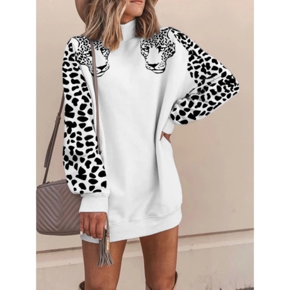 Tops - NWT Boutique Leopard Design Sweatshirt